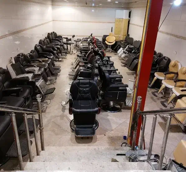 کانتر تخت فیشیال تزریق دکور سالن صندلی اصلاح سرشور|آرایشگاه و سالن‌های زیبایی|شیراز, آبیاری|دیوار