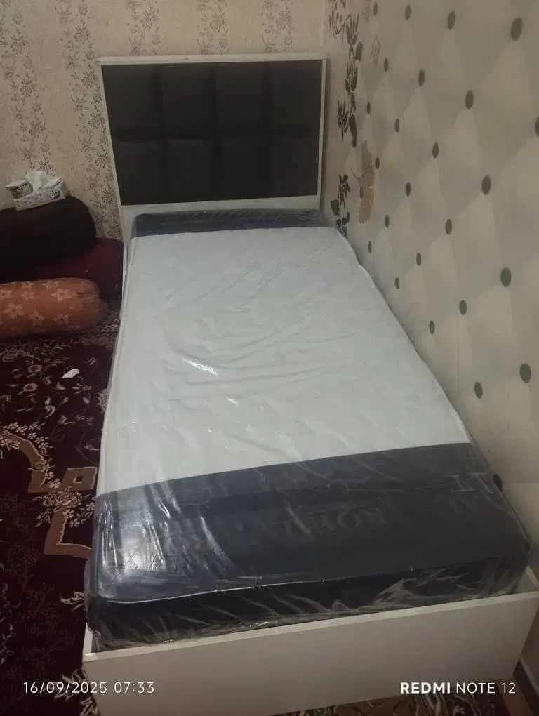 تخت تک نفره|تخت و سرویس خواب|اهواز, کوی علوی|دیوار