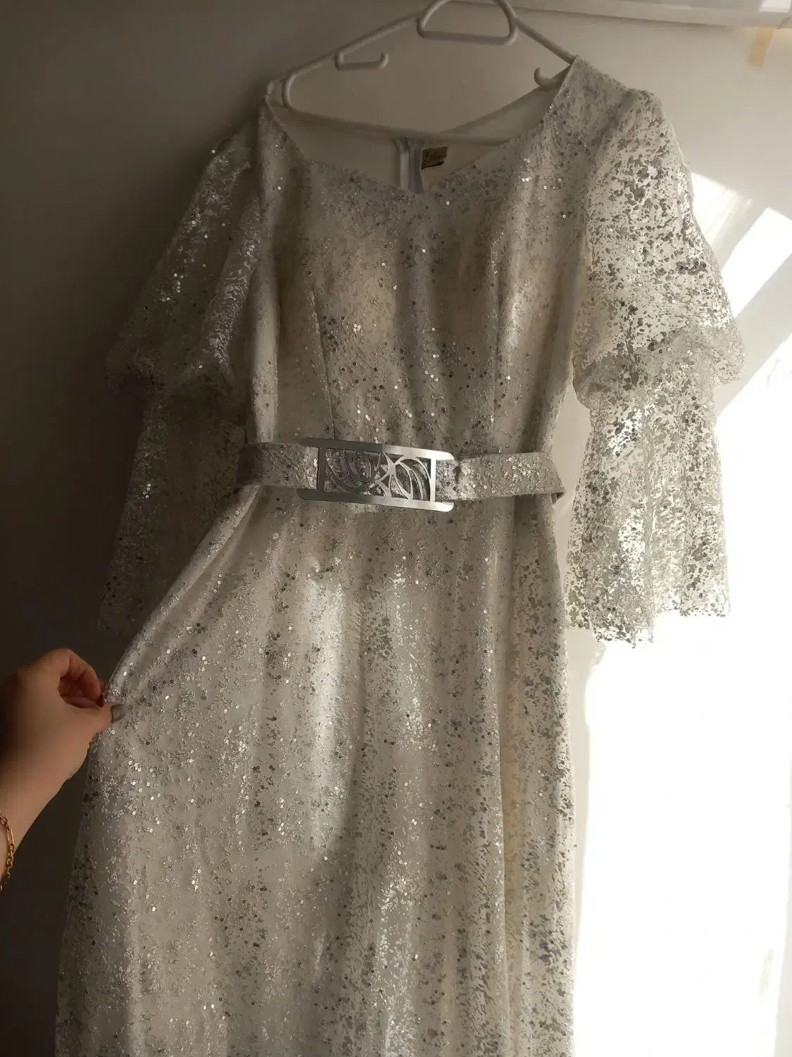 لباس مجلسی نقره ای سفید شاین پولک 44 46 48|لباس|قرچک, مهدیه|دیوار