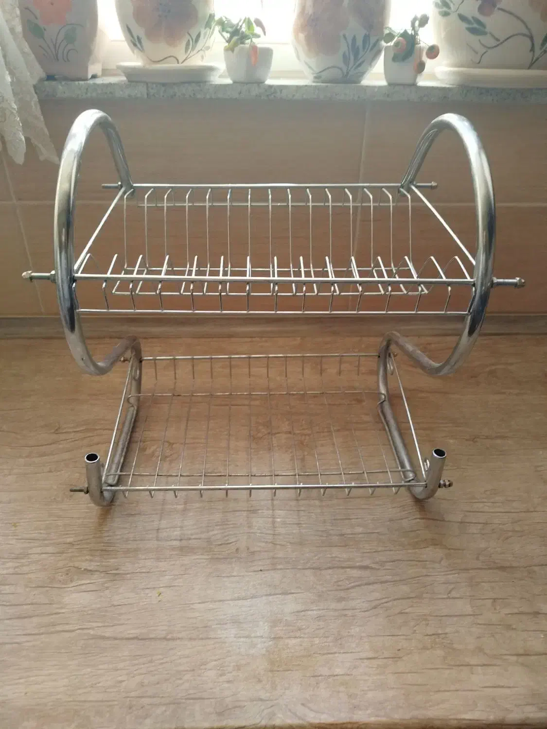 اب چکان  عرض ۲۴ طول۳۴|آب‌چکان و نظم‌دهنده ظروف|تبریز, |دیوار