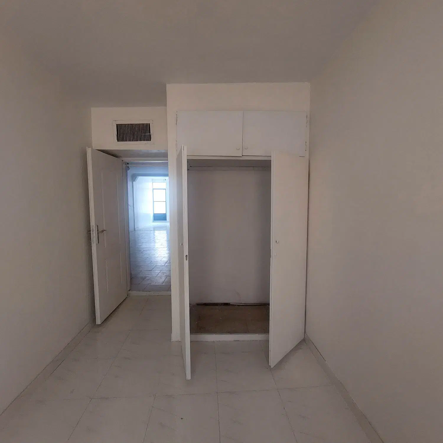 خیابان سراج ۹۰ متری ۲خواب تک واحدی