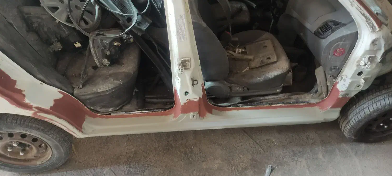 همکار نقاش و صافکار ماشین|استخدام صنعتی، فنی، مهندسی|شیراز, وزیرآباد|دیوار