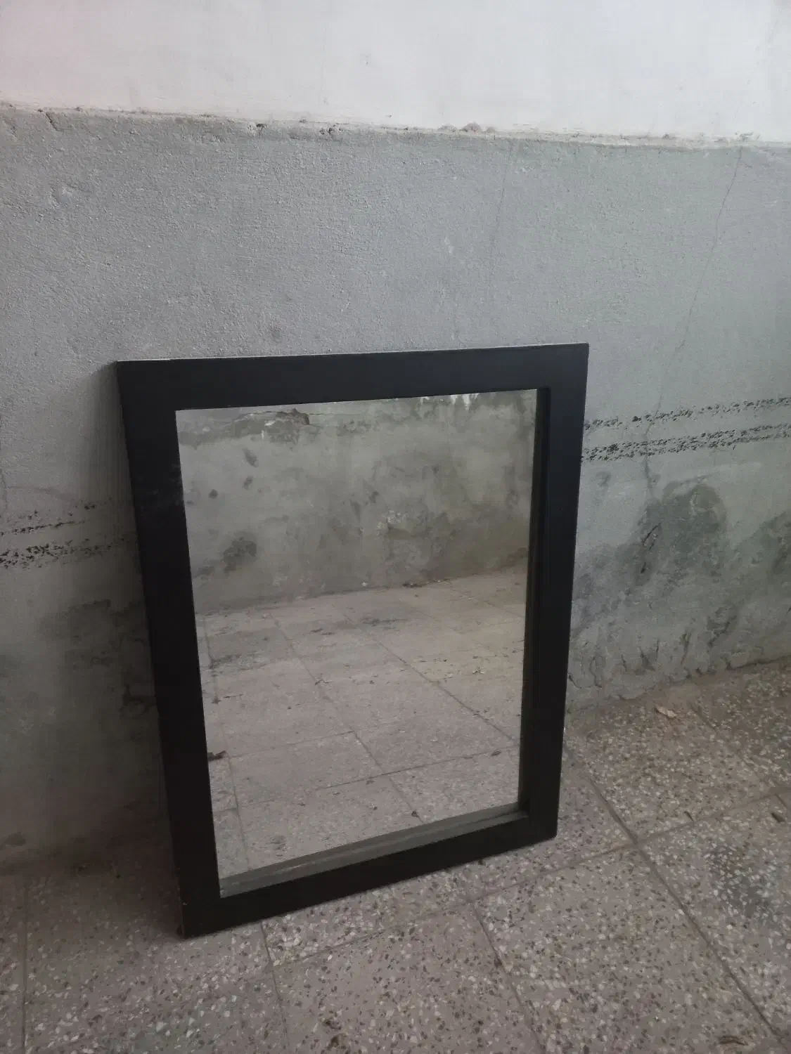 آینه|آینه|نهاوند, |دیوار