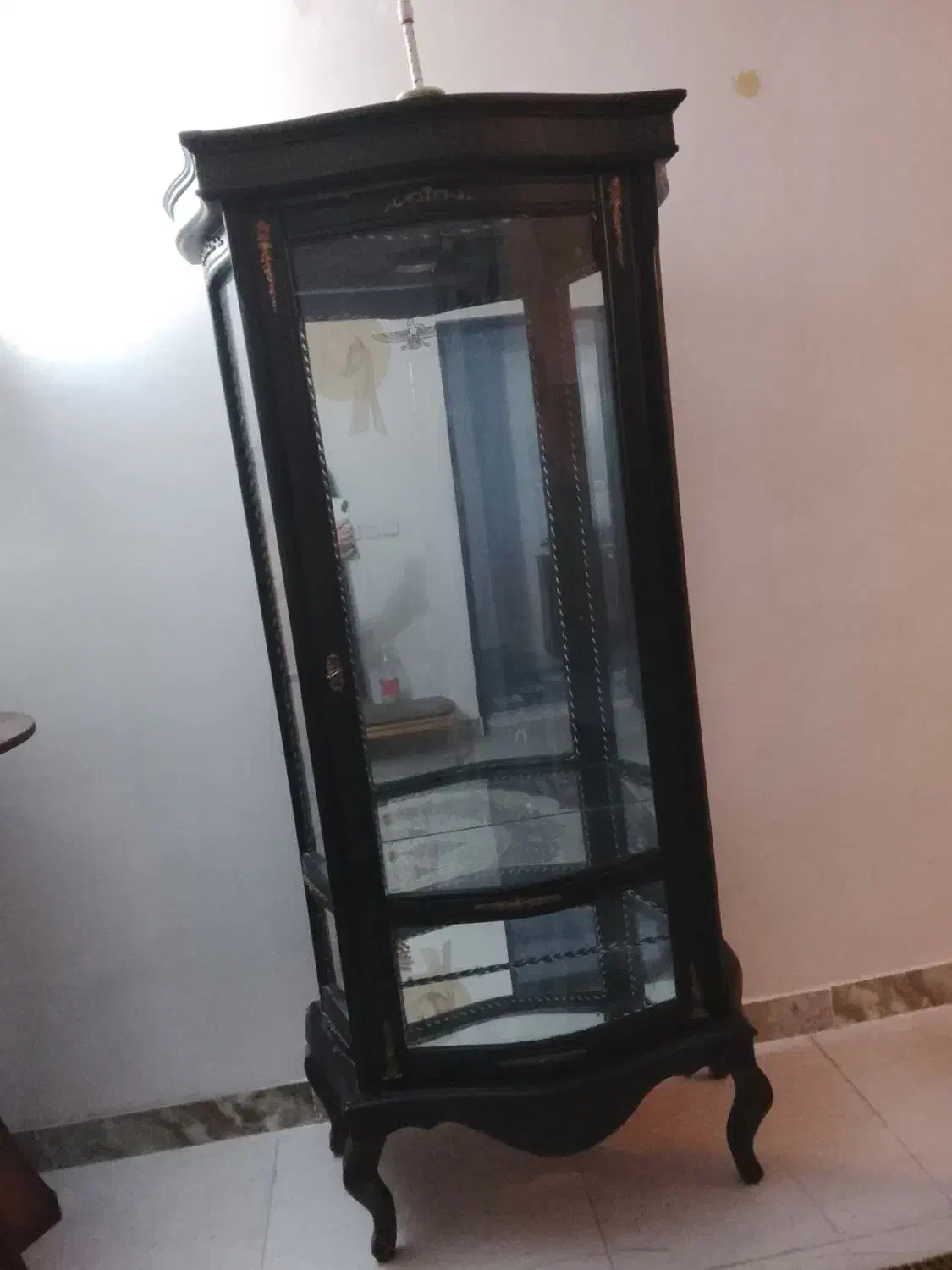 ویترین|مبلمان خانگی و میز عسلی|رشت, تازه آباد|دیوار