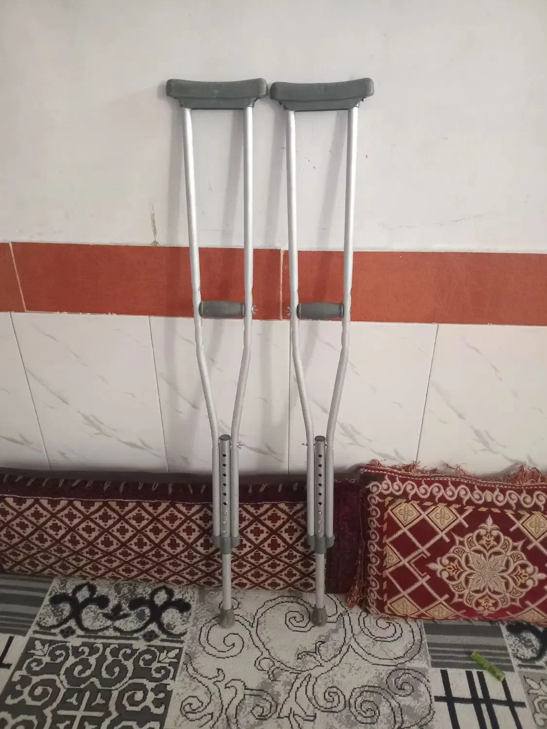 یک جفت عسا ی تروتمیز|آرایشی، بهداشتی، درمانی|خاوران, |دیوار