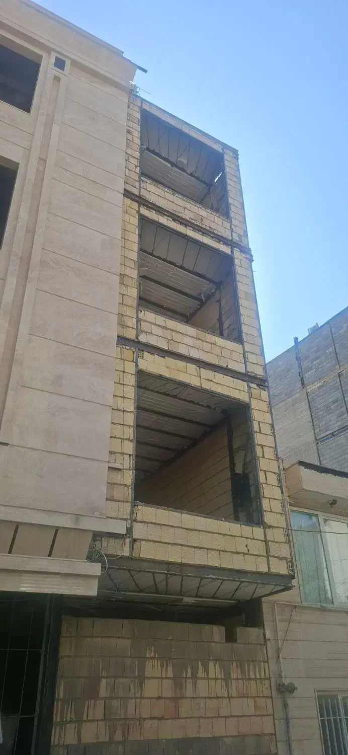 جوشکاری واجرای سقف خلاف در کمترین بازه زمانی|خدمات پیشه و مهارت|مشهد, شهید مطهری|دیوار