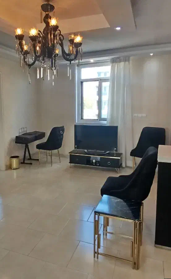 مبلمان ۹نفره تخت شو همراه عسلی و میز تلویزیون|مبلمان خانگی و میز عسلی|کرج, فاز ۳ مهرشهر|دیوار