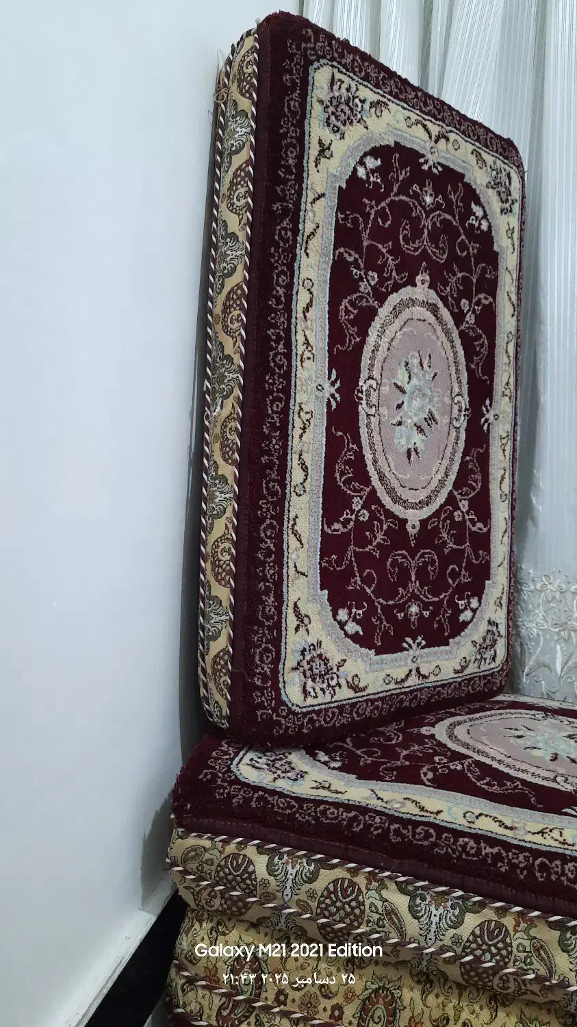 پشتی|پشتی|سنندج, |دیوار