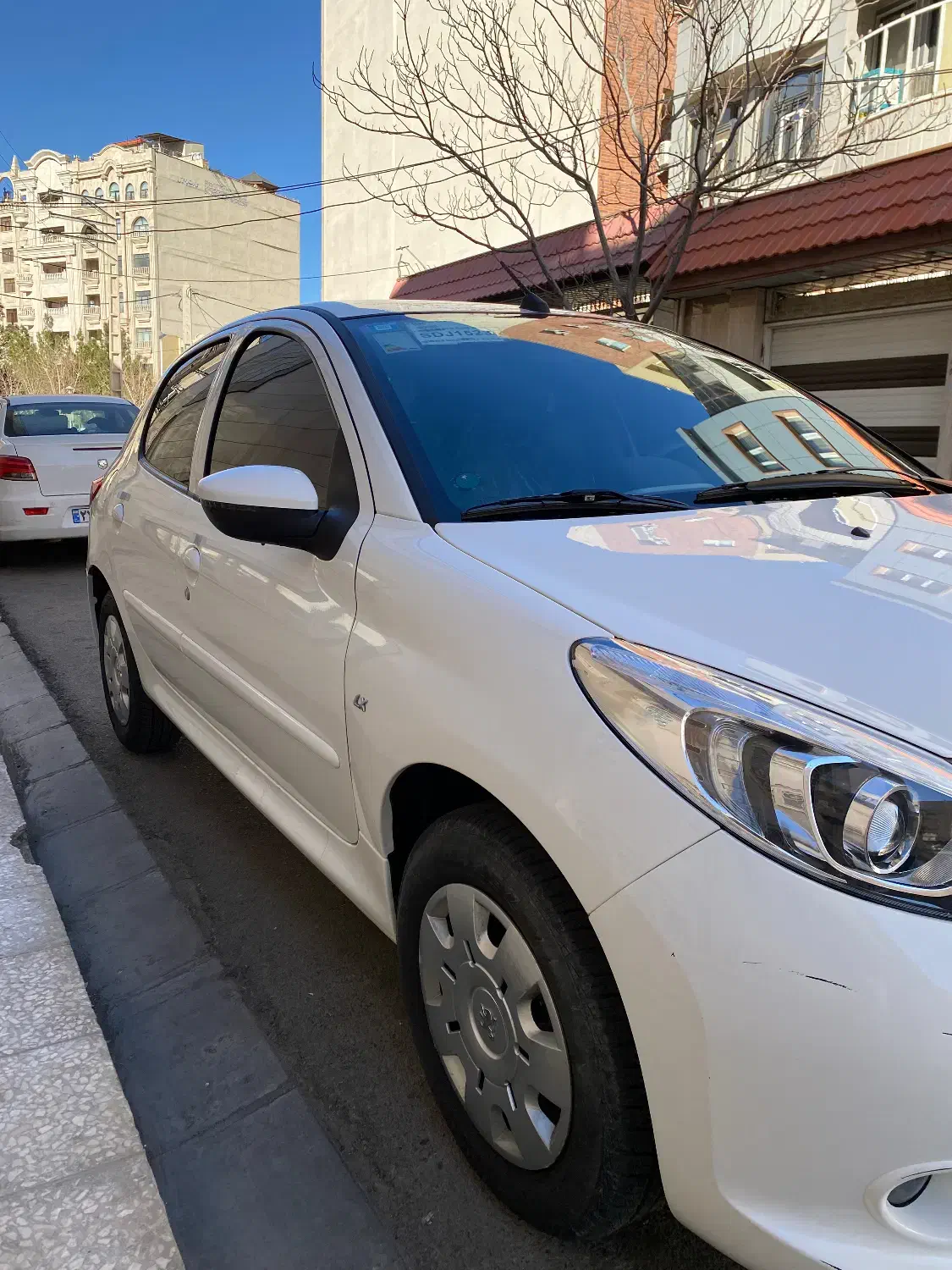 207سقف فلز ۱۴۰۴|خودرو سواری و وانت|قم, باجک دو|دیوار