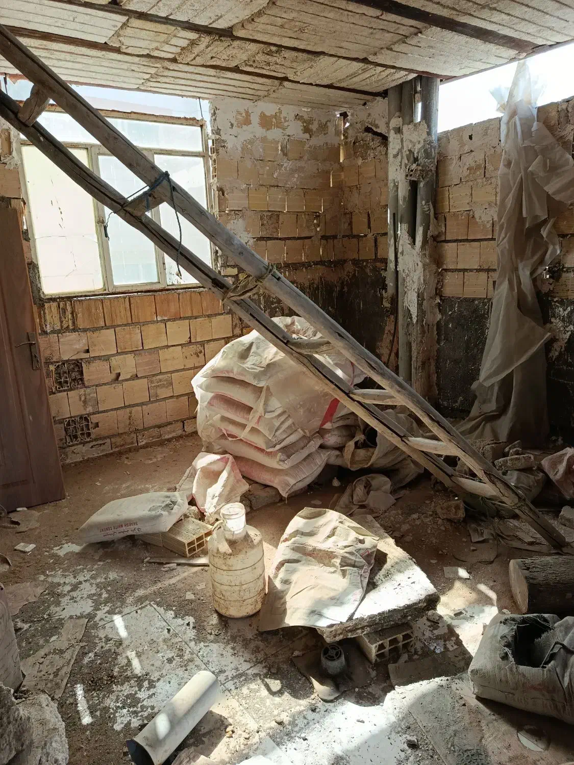 فروش اپارتمان60متری نیمه ساز ط دوم روهمکف در کشف|فروش آپارتمان|مشهد, کشف|دیوار