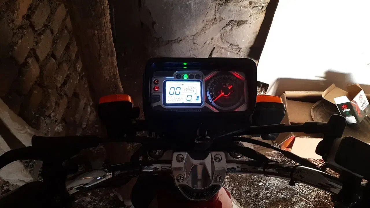 ۲۰۰ پیشرو بالانسر دار فول دزدگیر دار|موتورسیکلت|سیستان, |دیوار