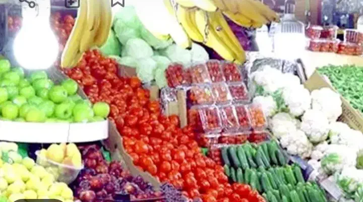 مغازه میوه فروشی با  ۱۵ سال|اجارهٔ مغازه و غرفه|شیراز, دینکان|دیوار
