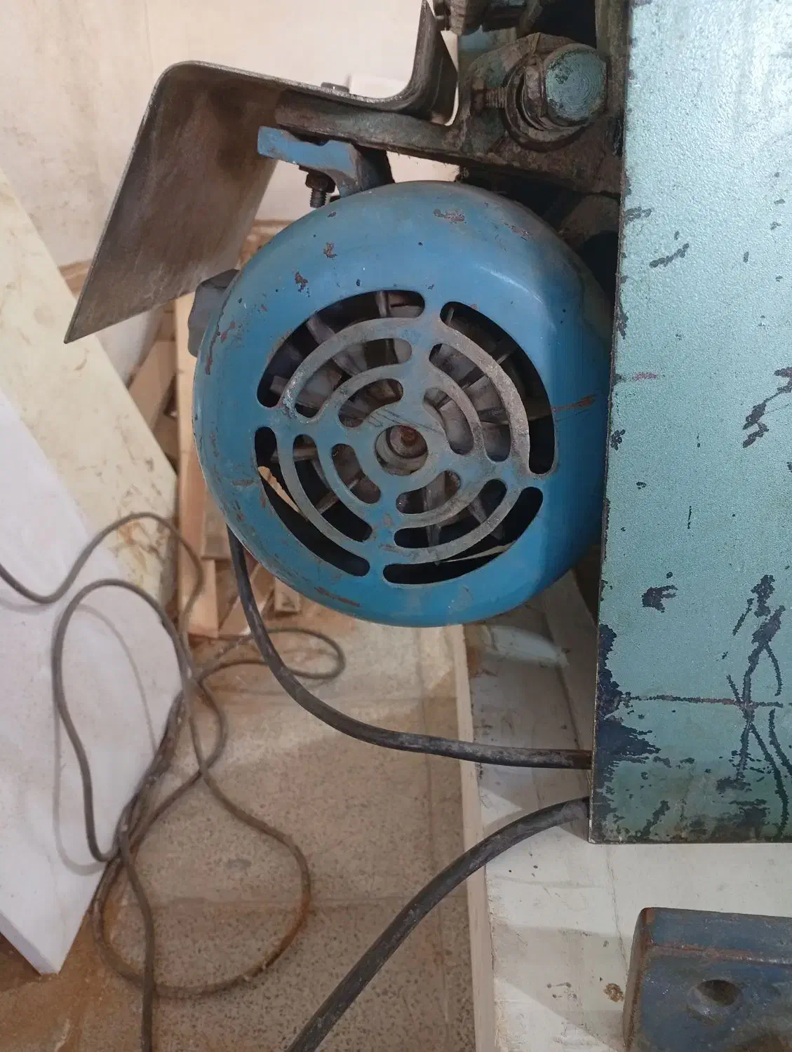 فارسی بر اره المنیوم بر نجاری|ابزارآلات|اردبیل, |دیوار