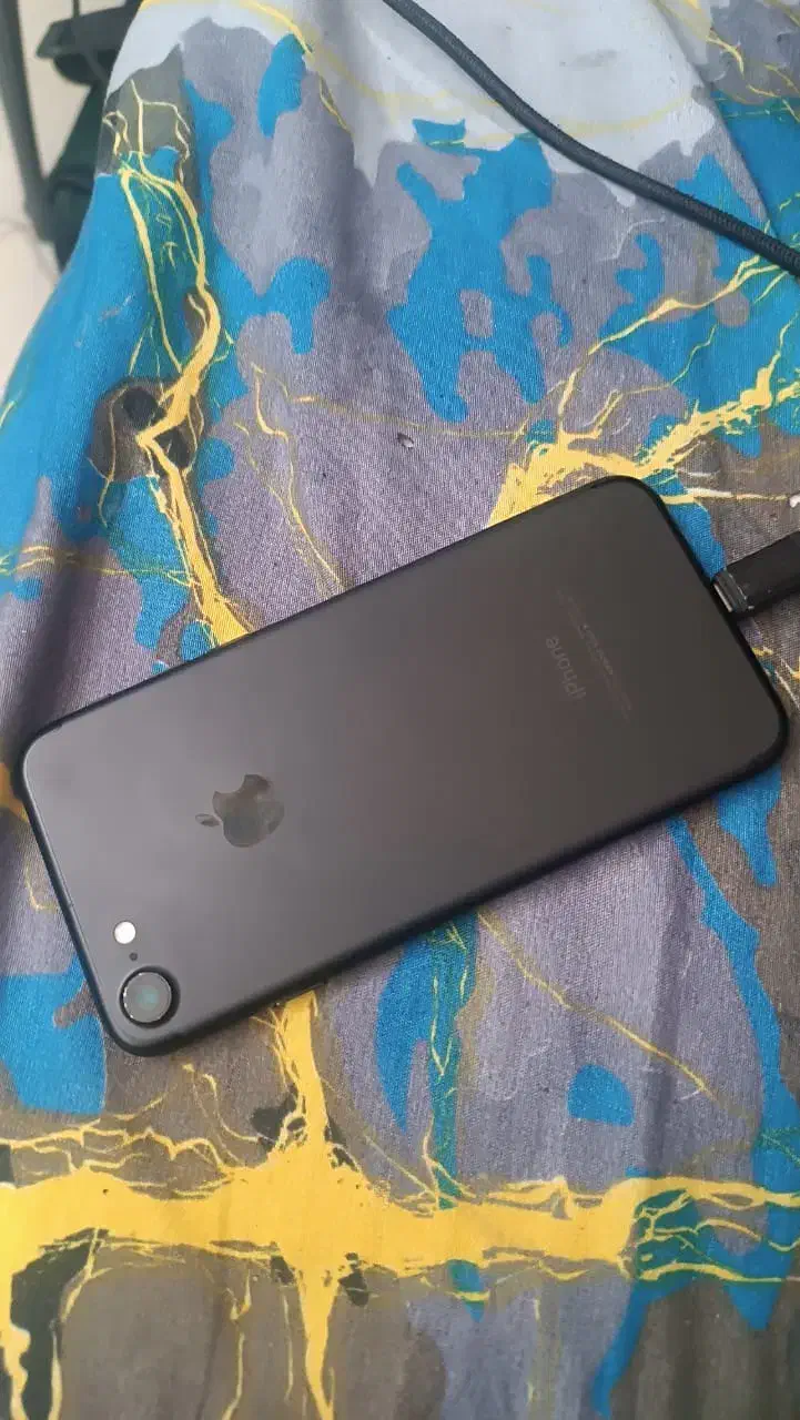 ایفون 7|موبایل|تهران, شیخ هادی|دیوار