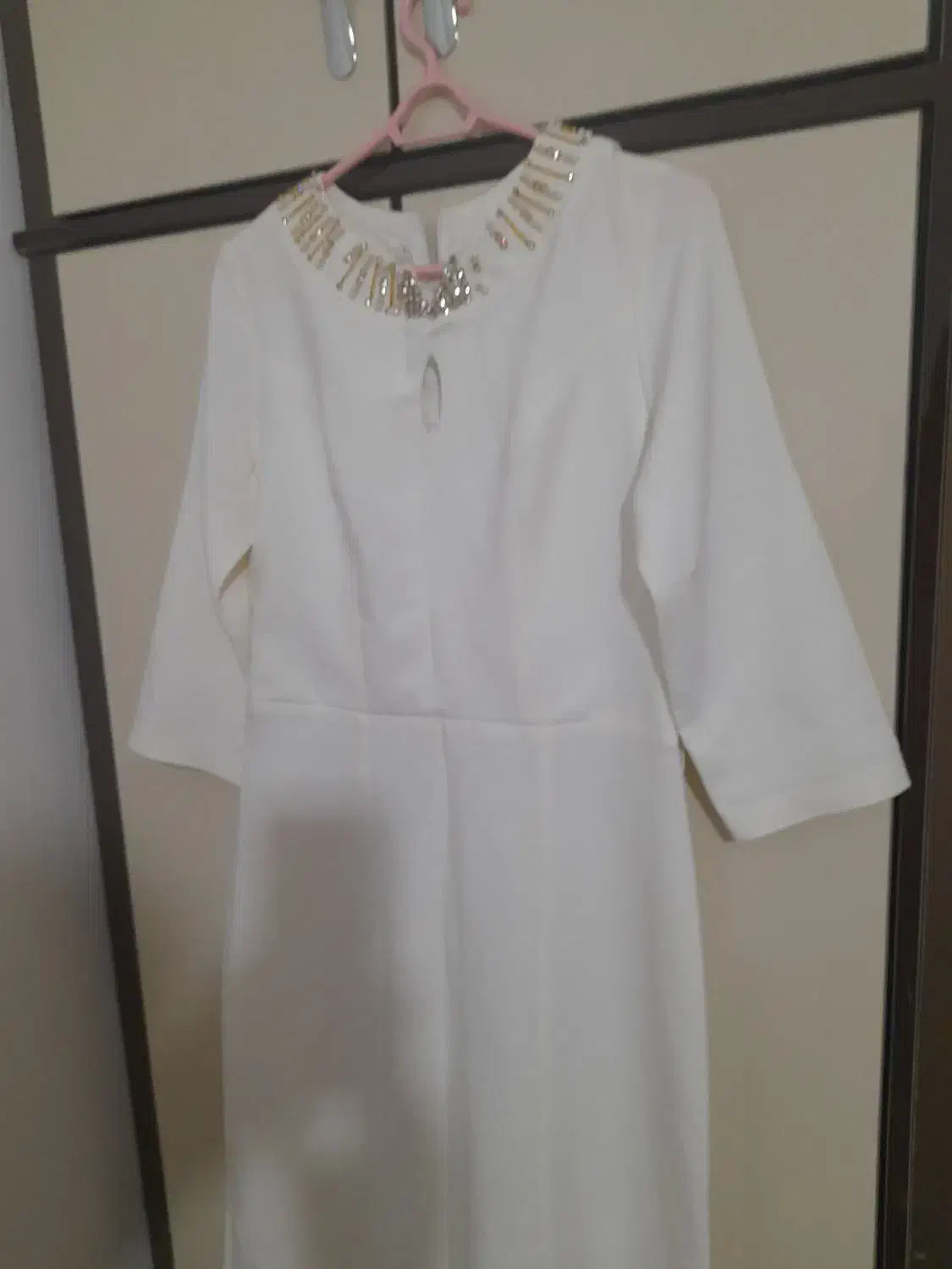 لباس مجلسی پوشیده به رنگ شیری نو|لباس|میاندوآب, |دیوار