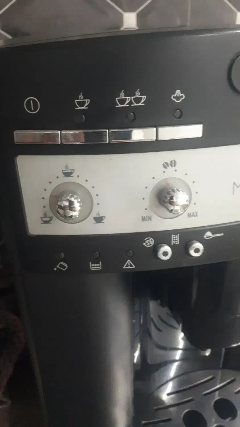 قهوه ساز دولنگی فول اتومات|سماور، چایساز، قهوهساز|شیراز, شهرک فرهنگیان|دیوار