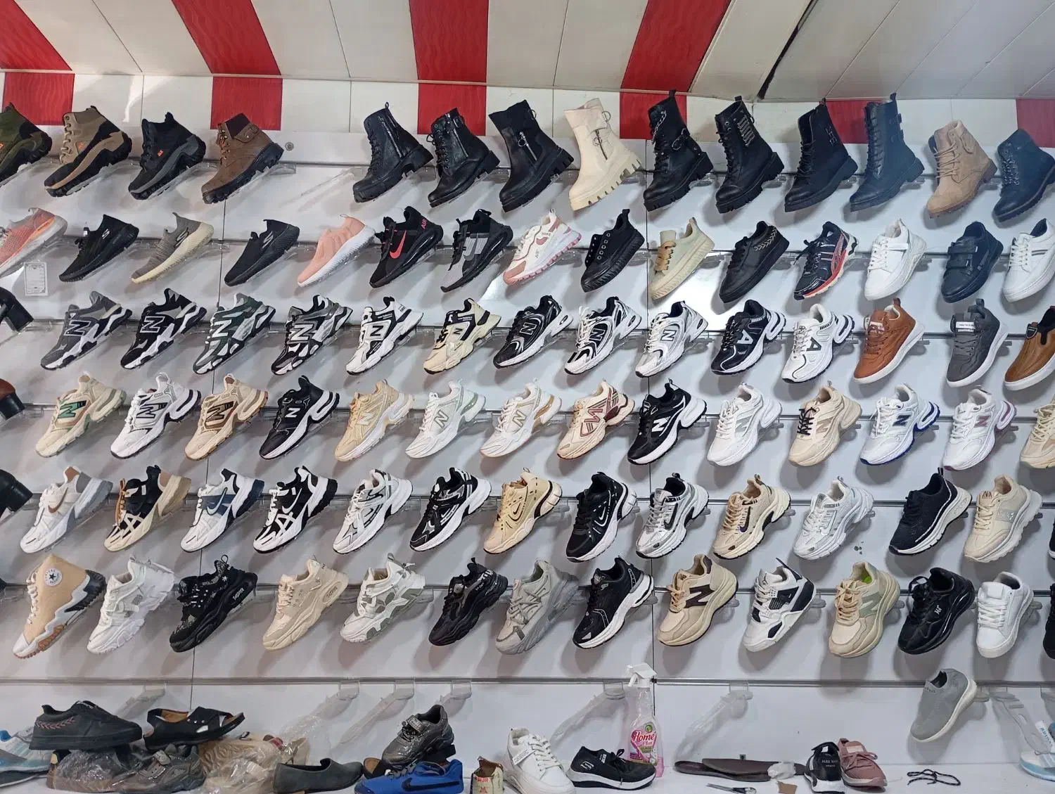 انواع کفش|کیف، کفش، کمربند|لردگان, |دیوار