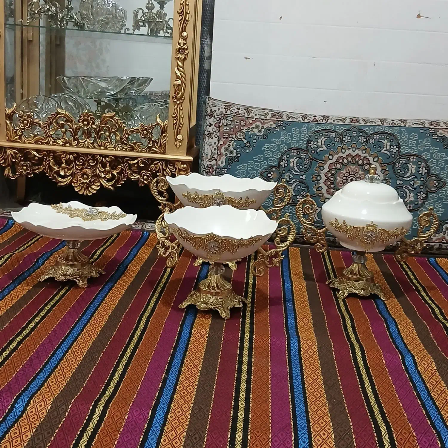 ۴تیکه سایز بزرگ بزرگ بفروش میرسد|صنایع دستی و سایر لوازم تزئینی|تربتحیدریه, کاشانی|دیوار