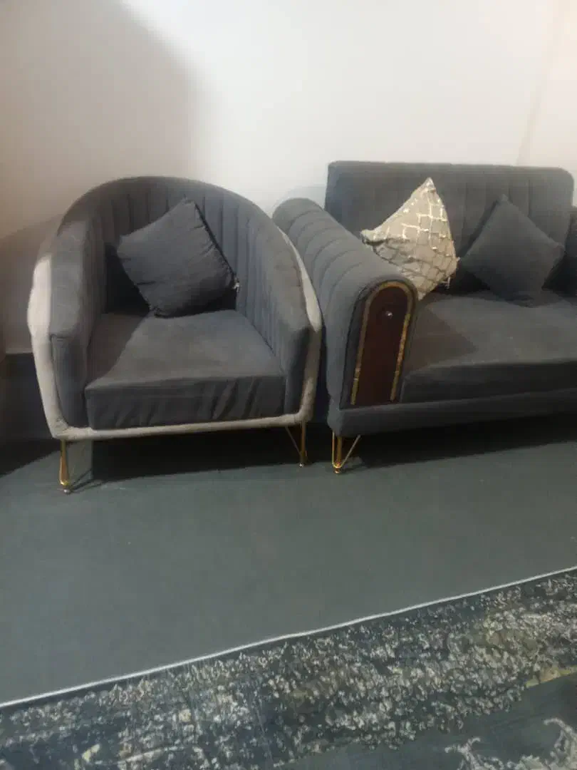 مبل ۷ نفره چستر کاملا سالم|مبلمان خانگی و میز عسلی|بهبهان, |دیوار