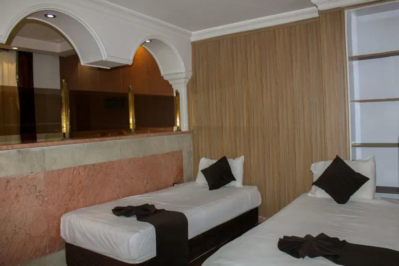 سفرهای مشهد و کربلا|تور و چارتر|نجف‌آباد, گلدشت|دیوار