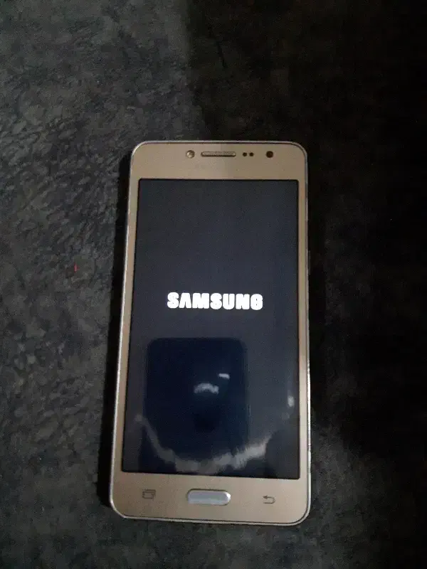 GAlaxy Geriam perim 5|موبایل|اصفهان, شاهد|دیوار