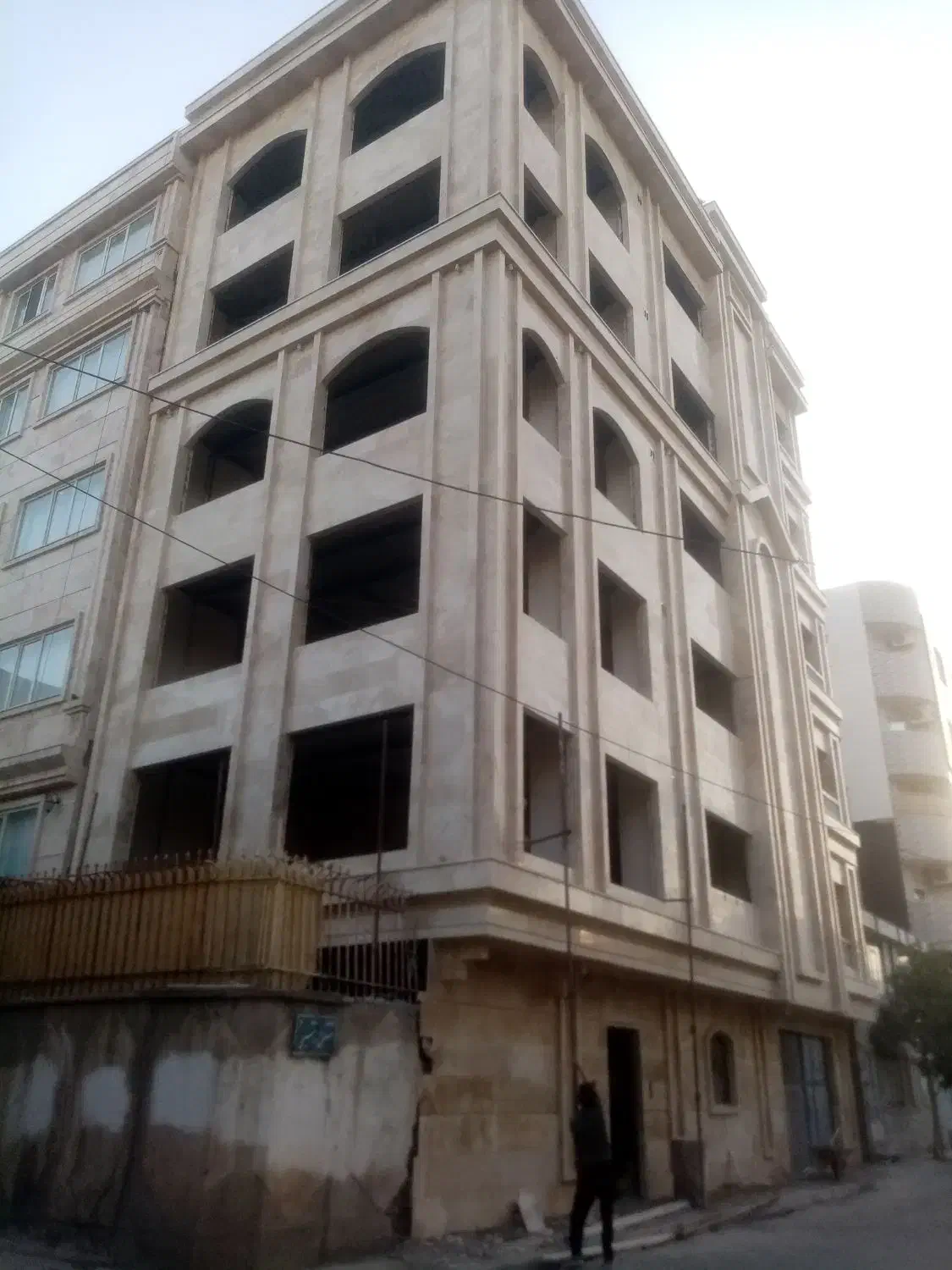 اجرا تمام کارهای ساختمانی بنایی، تخریب بازسازی،|خدمات پیشه و مهارت|مشهد, قائم|دیوار