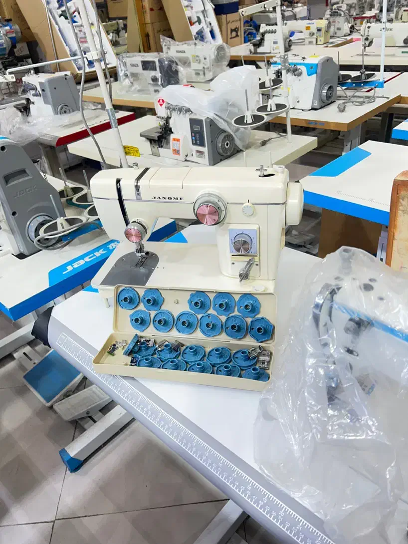 چرخ ژانومه 802 با ژتون مادگی در حد نو|چرخ خیاطی و ریسندگی|محمدشهر, محمدشهر|دیوار