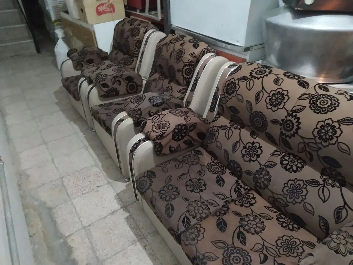 مبل ۷ نفره در حد نو|مبلمان خانگی و میز عسلی|مرودشت, ژیان|دیوار