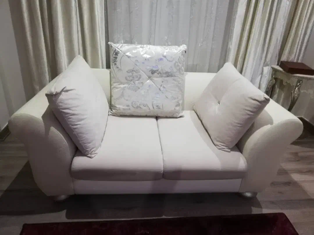 مبل هفت نفره دست دوم فروشی|مبلمان خانگی و میز عسلی|گرگان, |دیوار