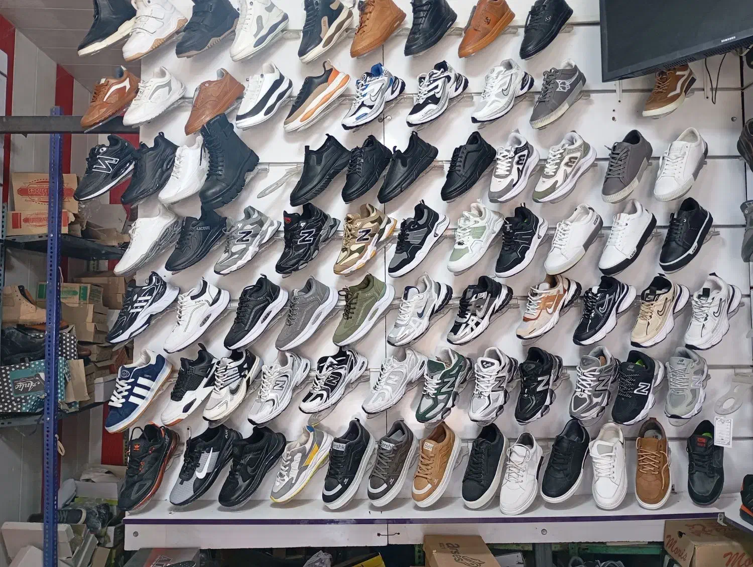 انواع کفش|کیف، کفش، کمربند|لردگان, |دیوار