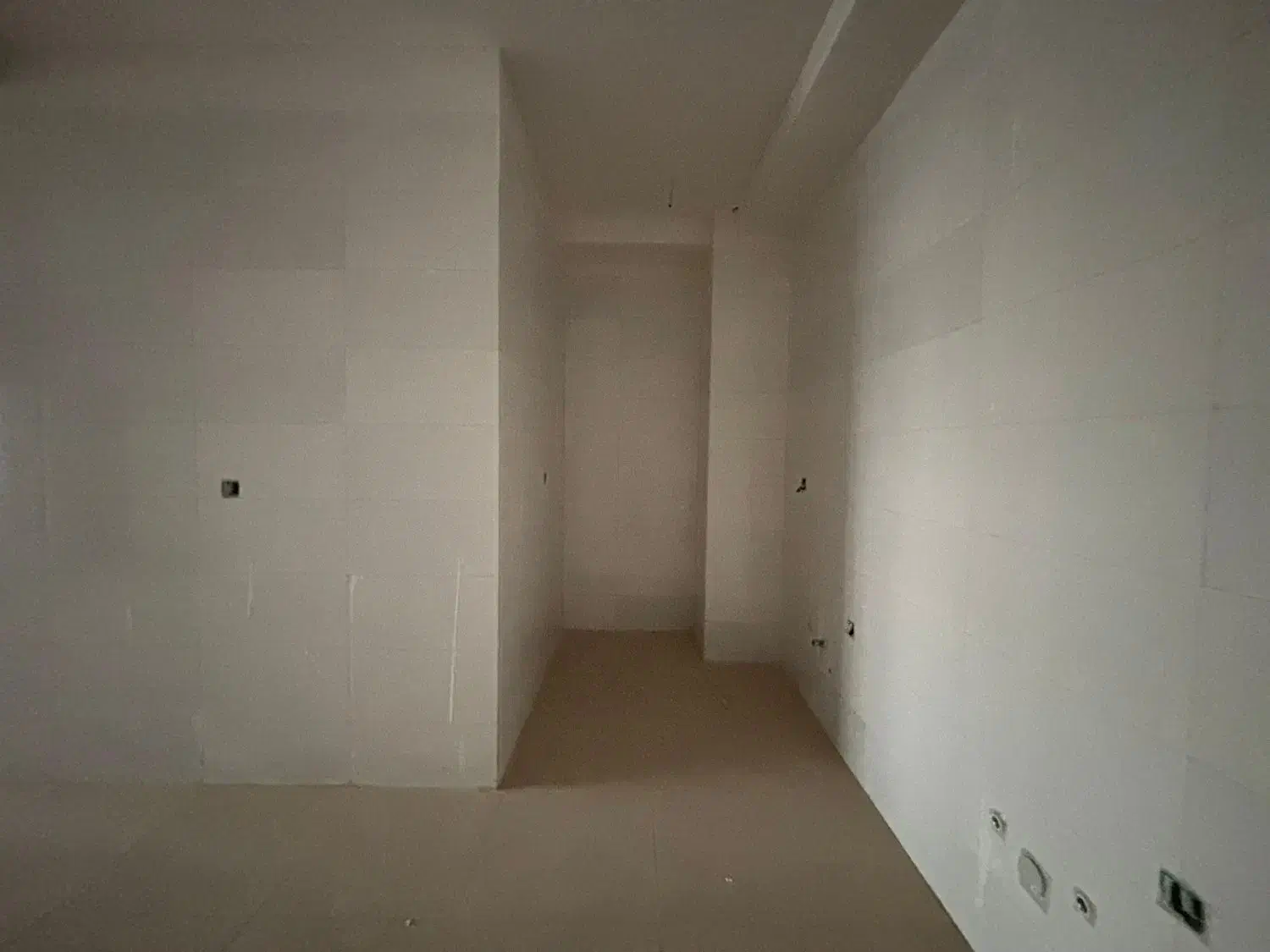 122 متر / 800 دستگاه / اماده / خوش نقشه|فروش آپارتمان|دورود, |دیوار