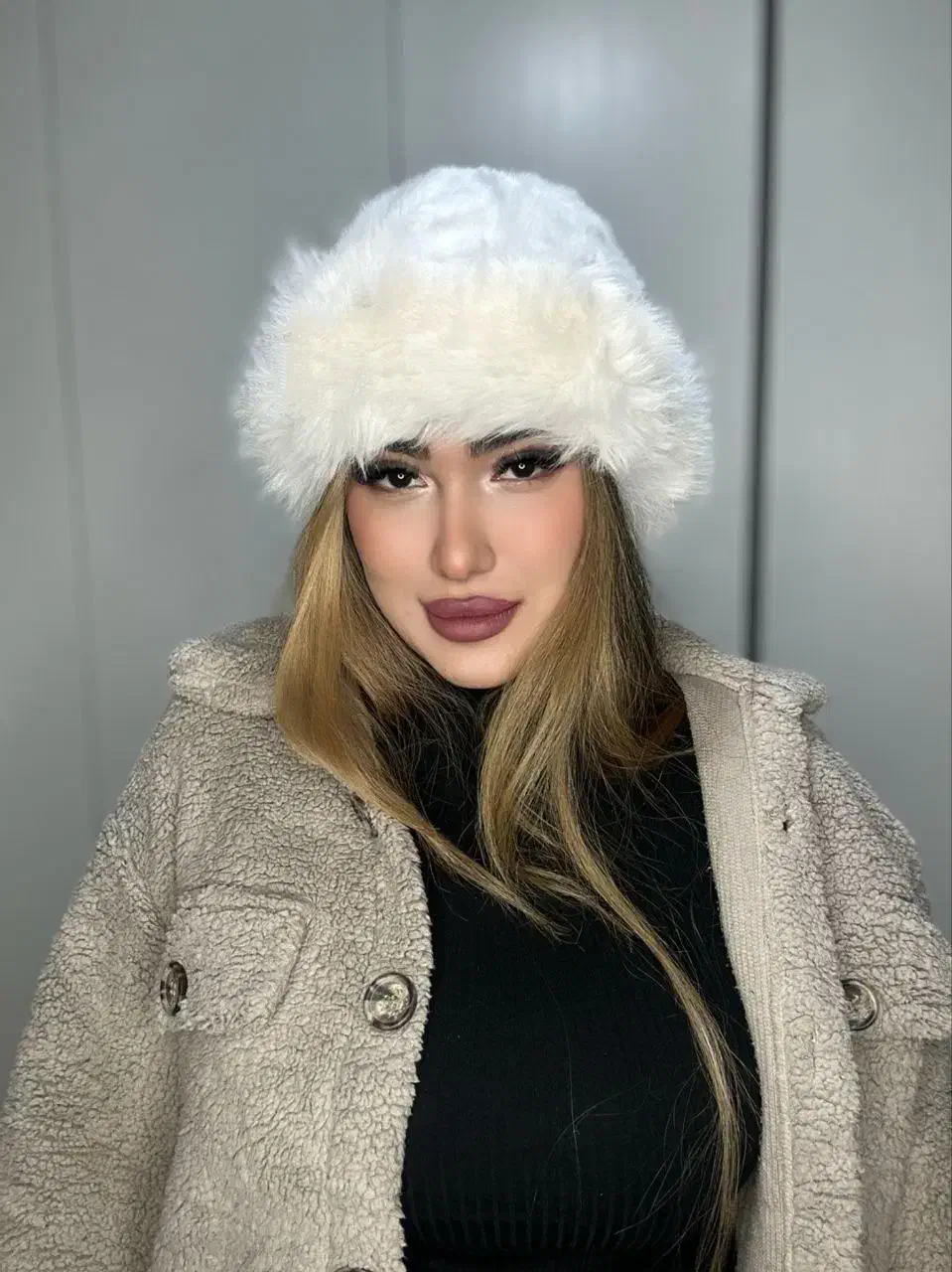 کلاه روسی|لباس|شیروان (خراسان), |دیوار