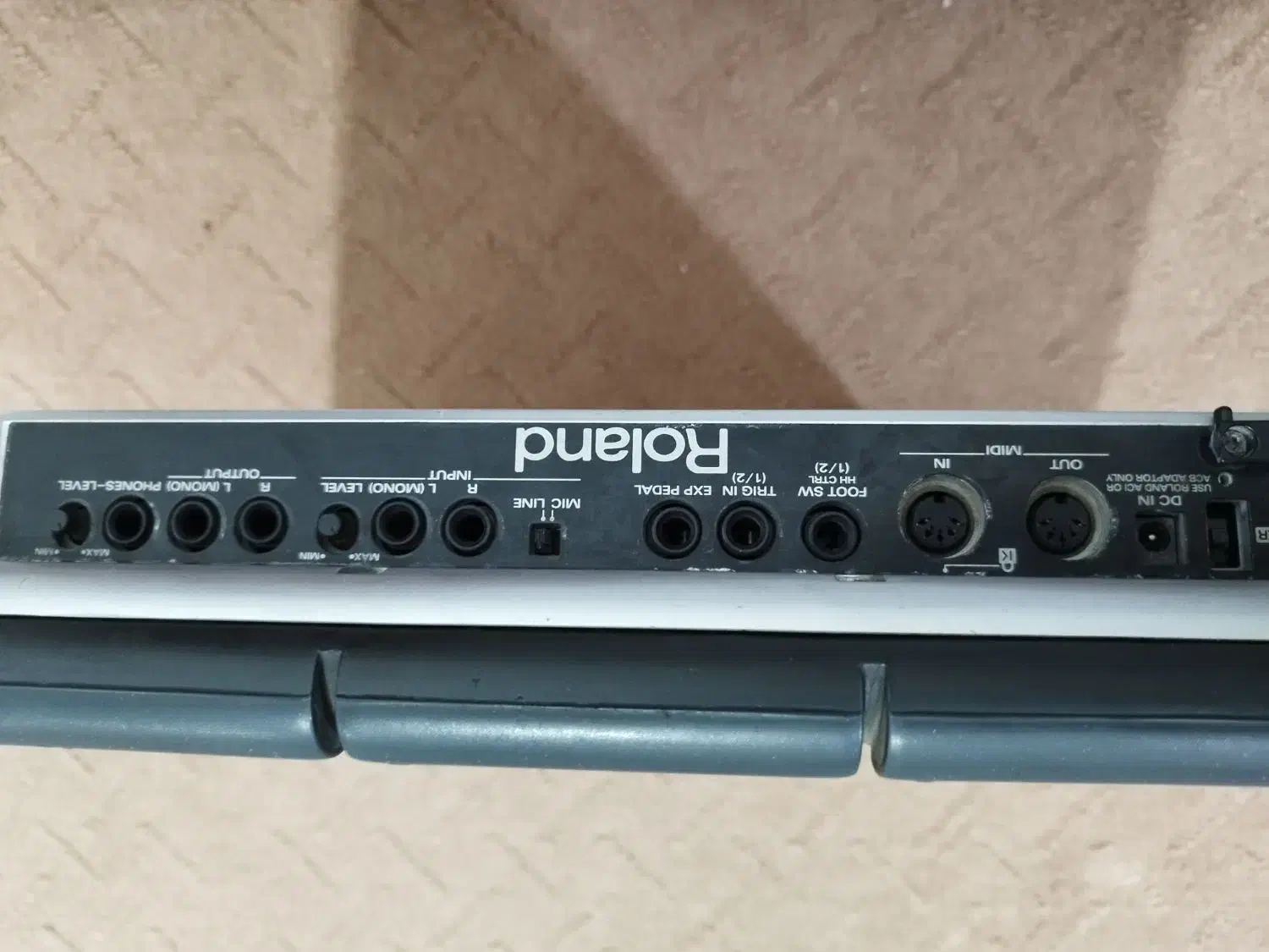 پرکاشنspds|درام و پرکاشن|صدرا-فارس, فاز ۲|دیوار