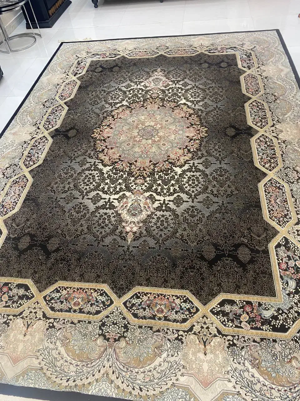 فرش ۹متری ۱۲۰۰شانه|فرش|رشت, پیرکلاچای|دیوار