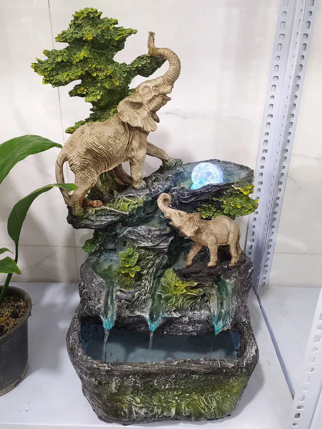 آب نما|مجسمه، تندیس، ماکت|قرچک, زیبا شهر|دیوار