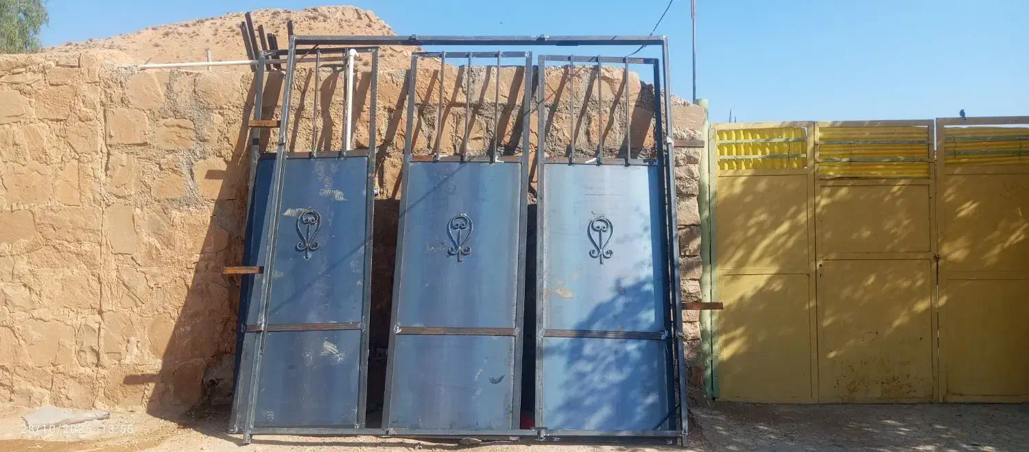 درب حیاط|مصالح و تجهیزات ساختمان|لالی, |دیوار