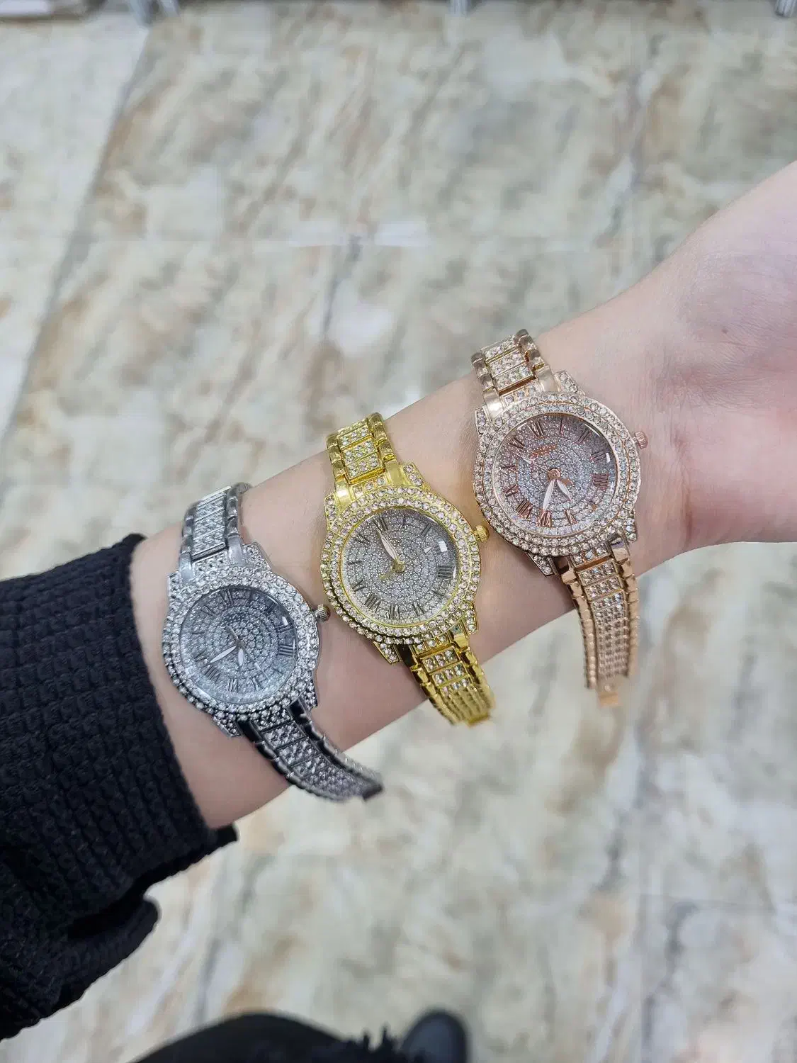 ساعت نگین کاری زنانه گوچی|ساعت|کرمانشاه, |دیوار