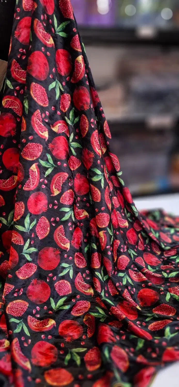 پارچه مخمل‌یلدایی پشت مشکی تخفیفی|لباس|قم, نخودی|دیوار