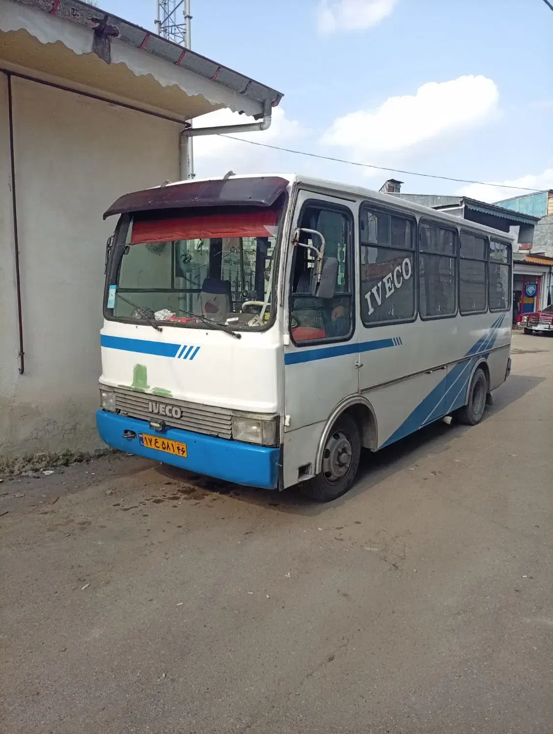 مینوبوس ایویکو درحد|خودرو سنگین|رشت, حومه رشت|دیوار