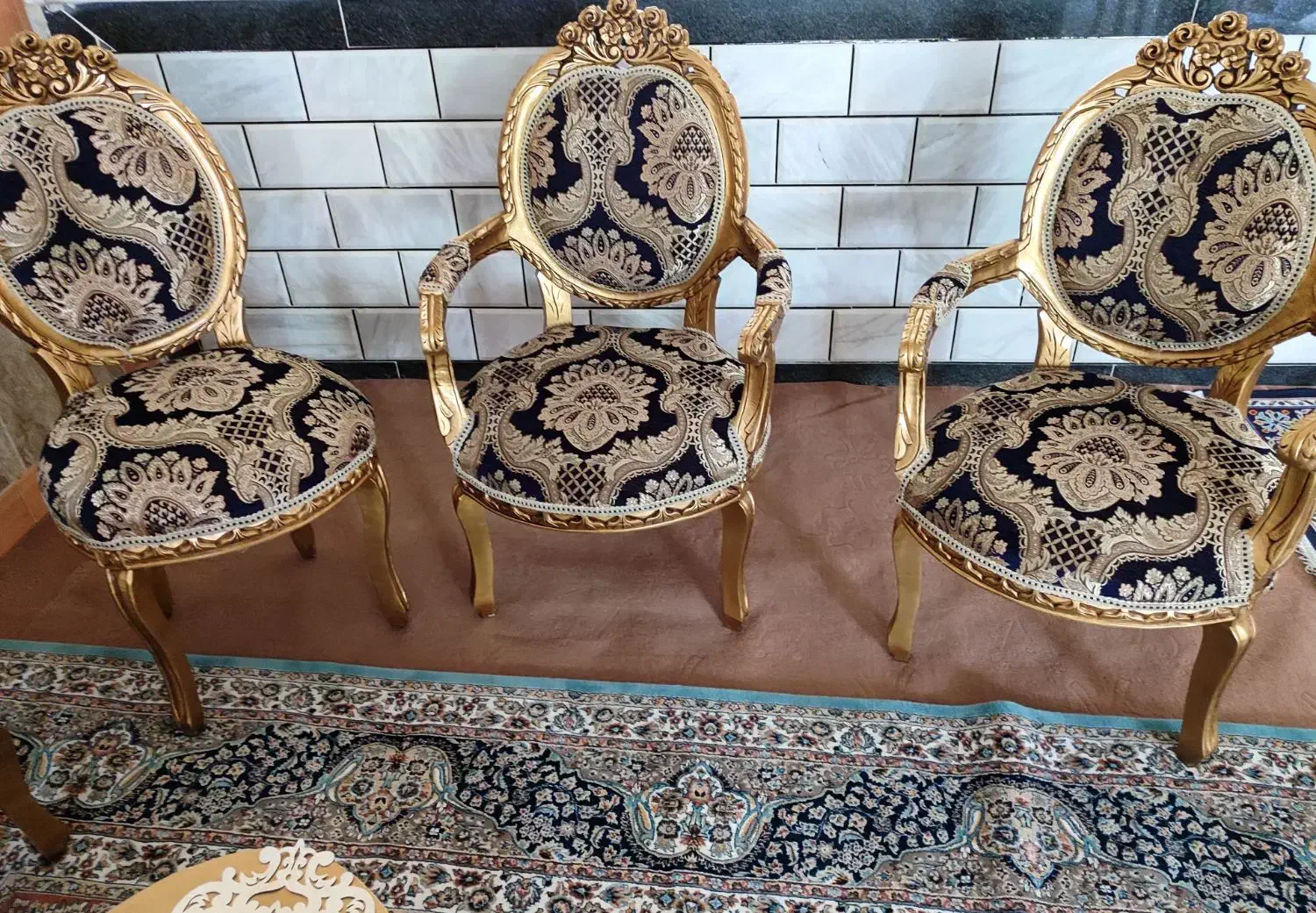 مبلمان ۹ نفره سلطنتی|مبلمان خانگی و میز عسلی|نهاوند, |دیوار