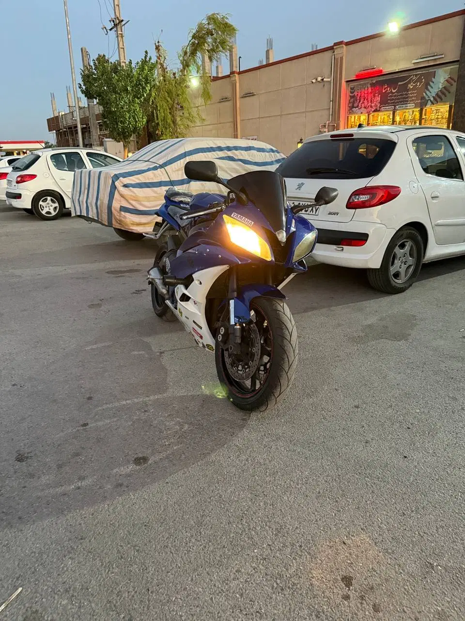 Yamaha R6مدل 2009|موتورسیکلت|تهران, صادقیه|دیوار
