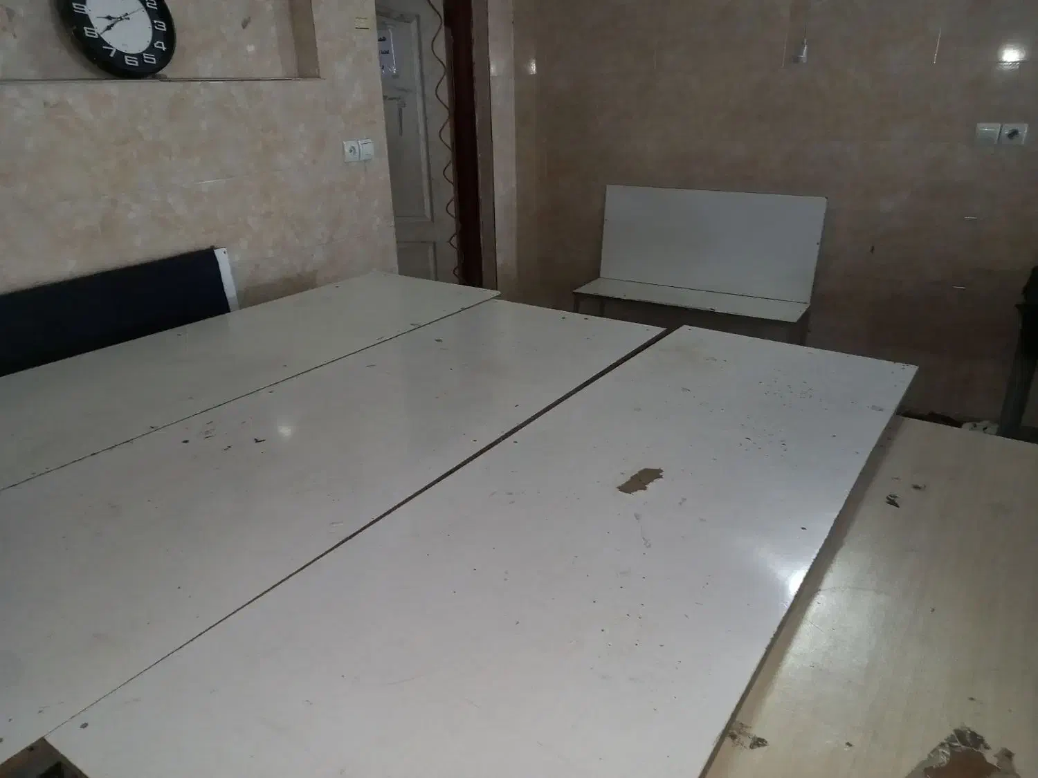 انواع نیمکت و میز وسط و میز برش۷ متری|صندلی و نیمکت|نسیم‌شهر, |دیوار