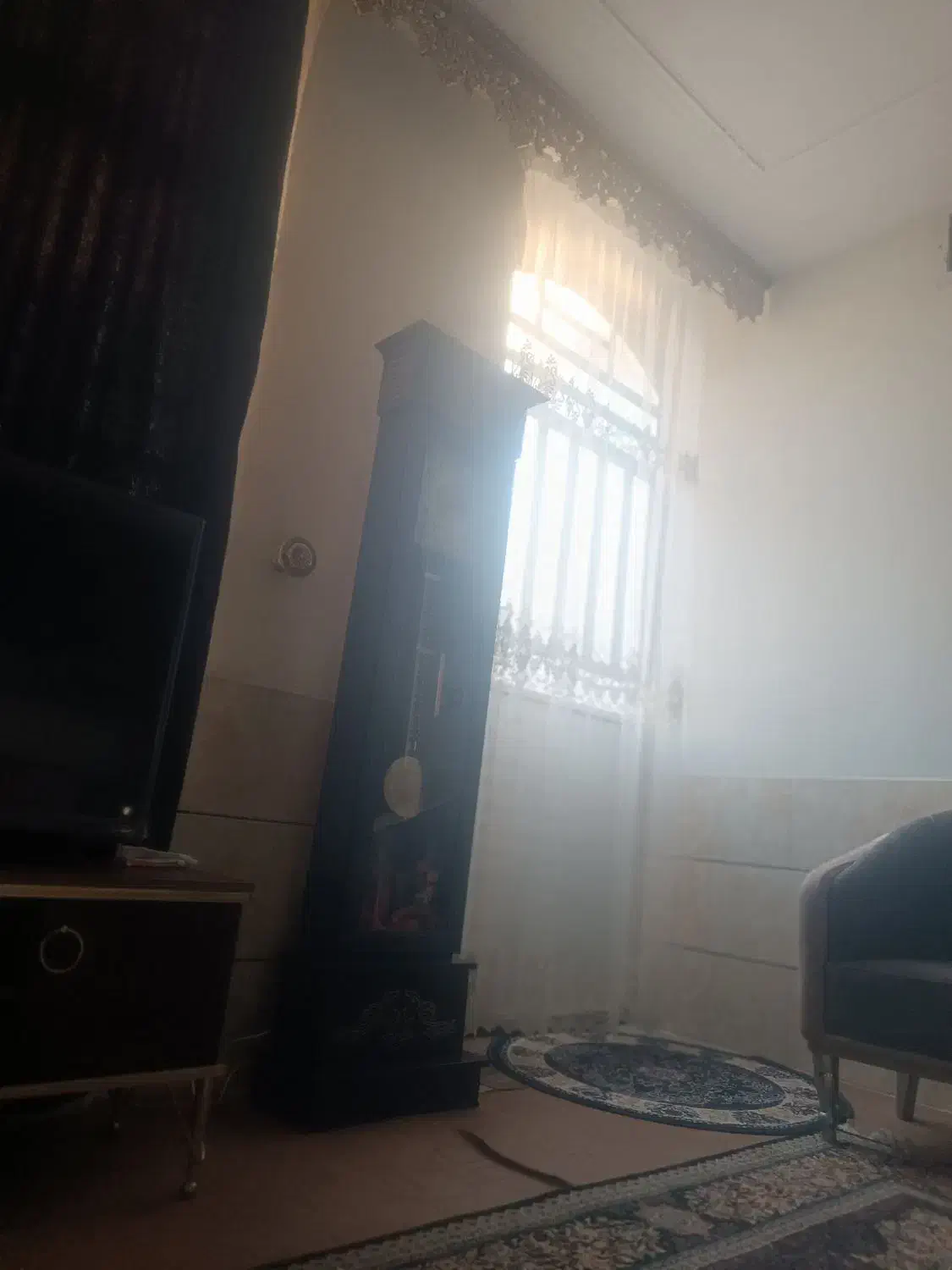 ساعت ا|ساعت دیواری و تزئینی|شیراز, کوشک میدان|دیوار