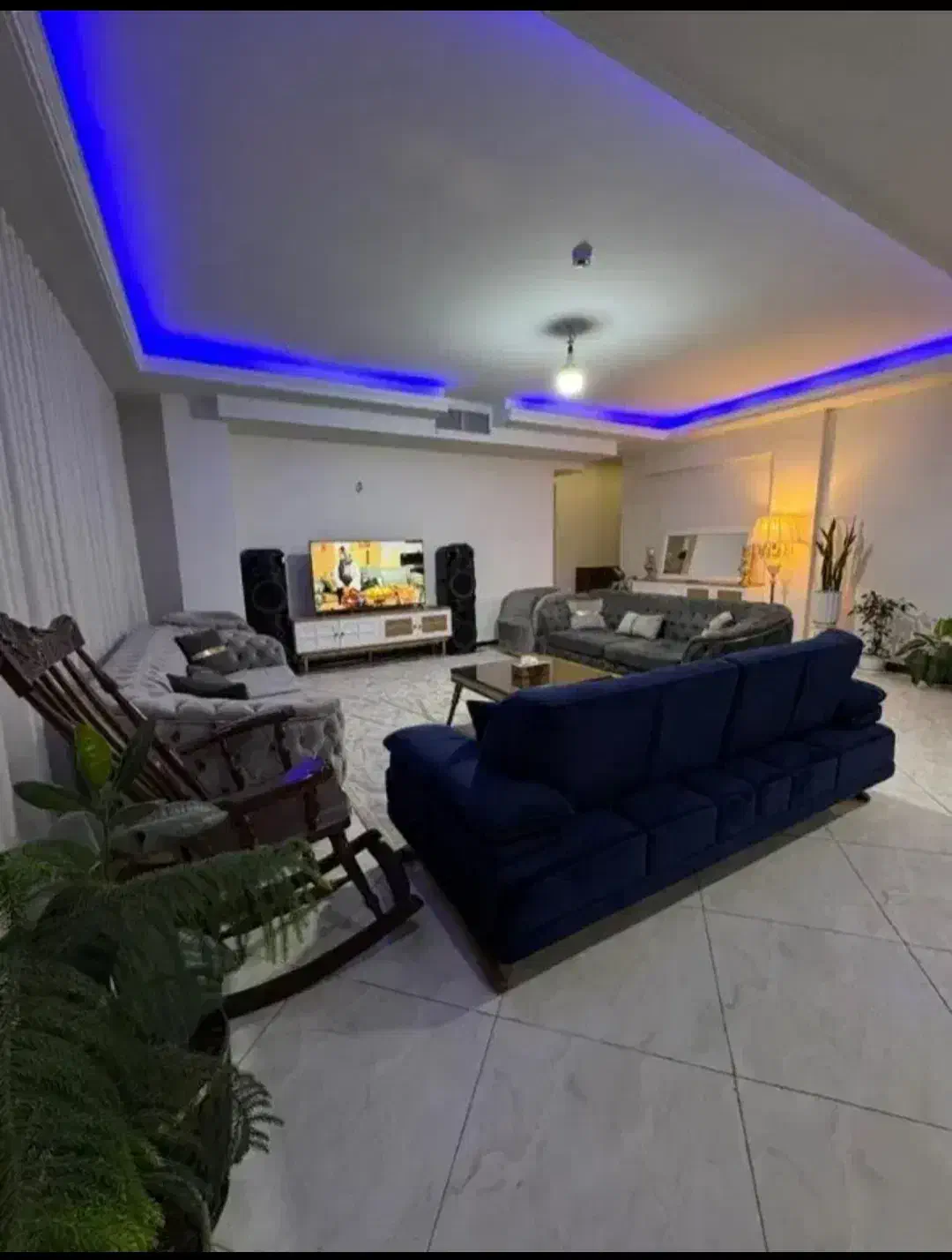 خانه ای غرق نور مجاورت نهج البلاغه/منطقه 2|فروش آپارتمان|تهران, شهرک هما|دیوار