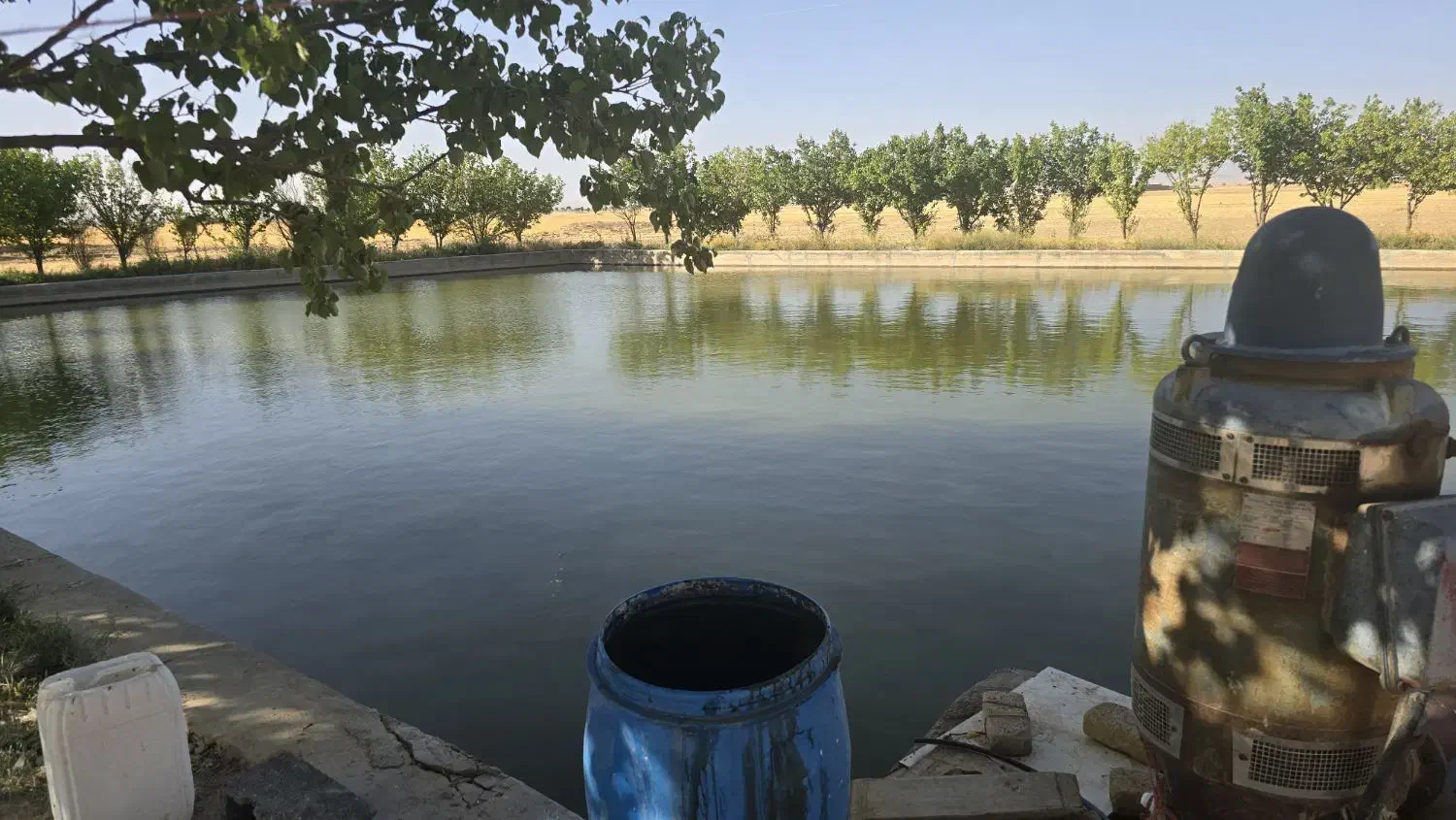 فروش چاه آب ، موتور آب با ۱۶ هکتار زمین کشاورزی|فروش دفتر صنعتی، کشاورزی، تجاری|اراک, |دیوار