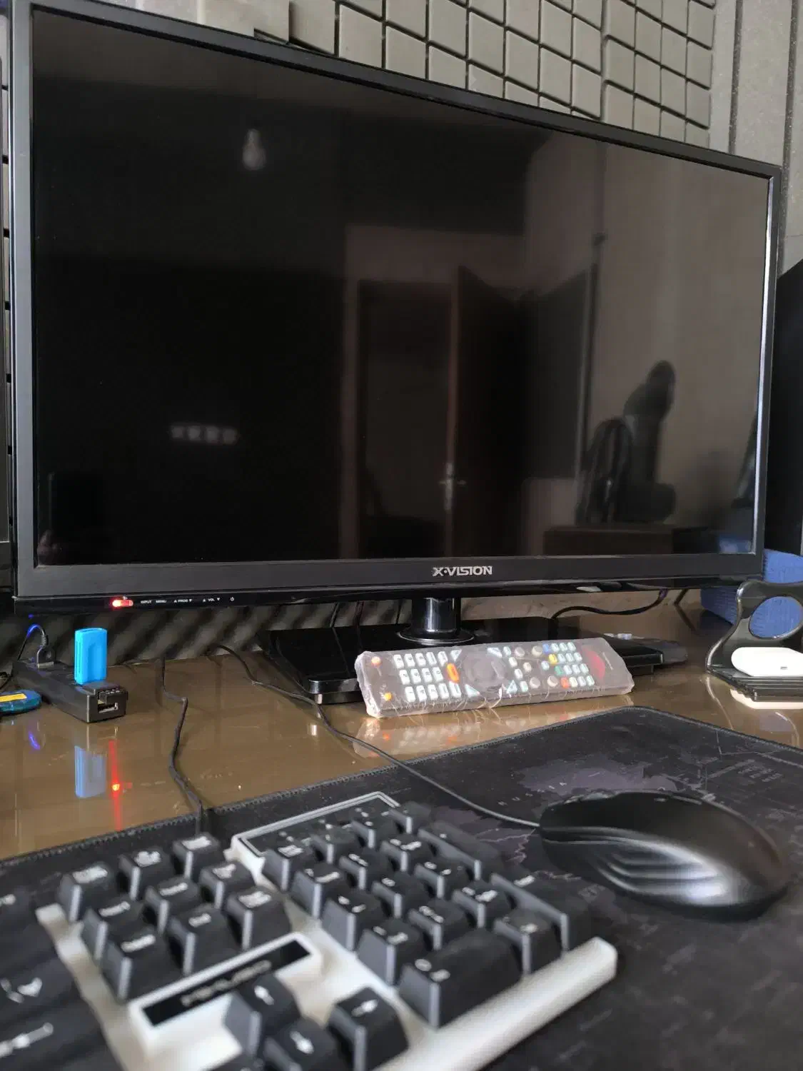 تلویزیون ۳۲ اینچ x.vision|تلویزیون و پروژکتور|گنبد کاووس, |دیوار