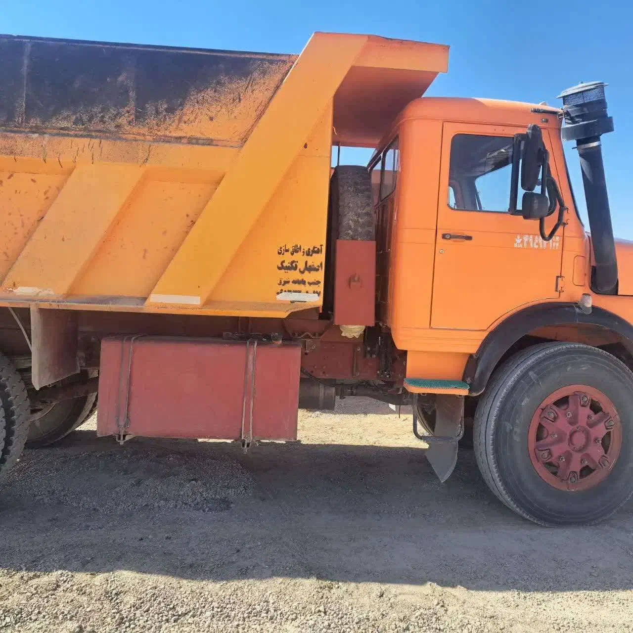 فروش کمپرسی ۱۹۲۴ مدل ۱۳۹۵ شروع کار ۱۳۹۷|خودرو سنگین|ورزنه, |دیوار