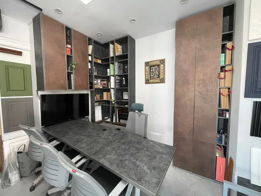 دکور اداری-کتابخانه- قفسه-میز مدیریت-کمد ام دی اف|دفتر کار|قم, عمار یاسر|دیوار