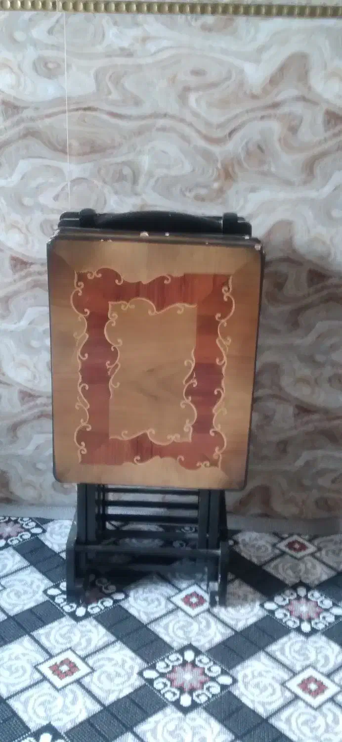 عسلی .چمدونی.|مبلمان خانگی و میز عسلی|اراک, |دیوار