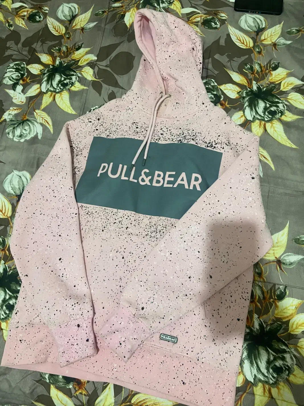 هودی سه نخ|لباس|مشهد, سرافرازان|دیوار